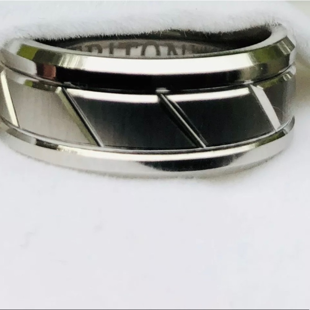 Triton Tungsten Brick Sty Wedding Ring Size 7 NEW!